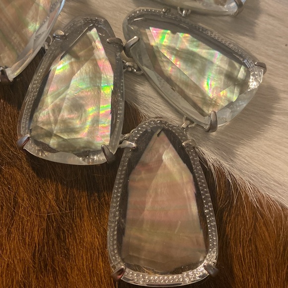 Kendra Scott Statement necklace - Picture 3 of 3